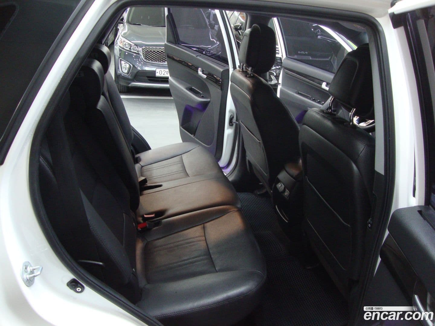 Main__Slider__Photo:Sorento Kia 2013.9-13