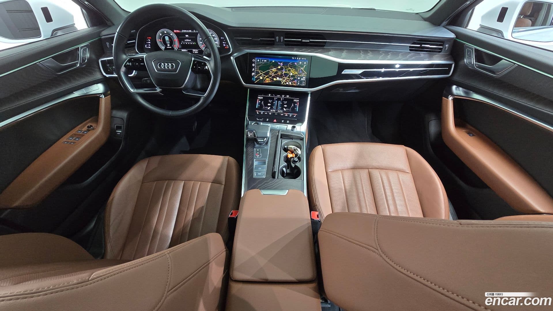 Main__Slider__Photo:A6 Audi 2022.10-6