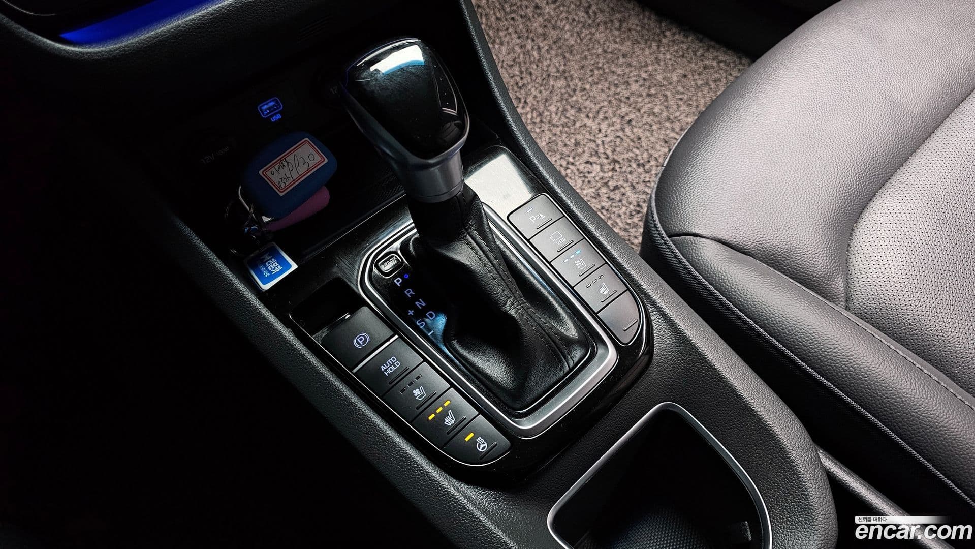 Main__Slider__Photo:Ioniq Hyundai 2020.7-8