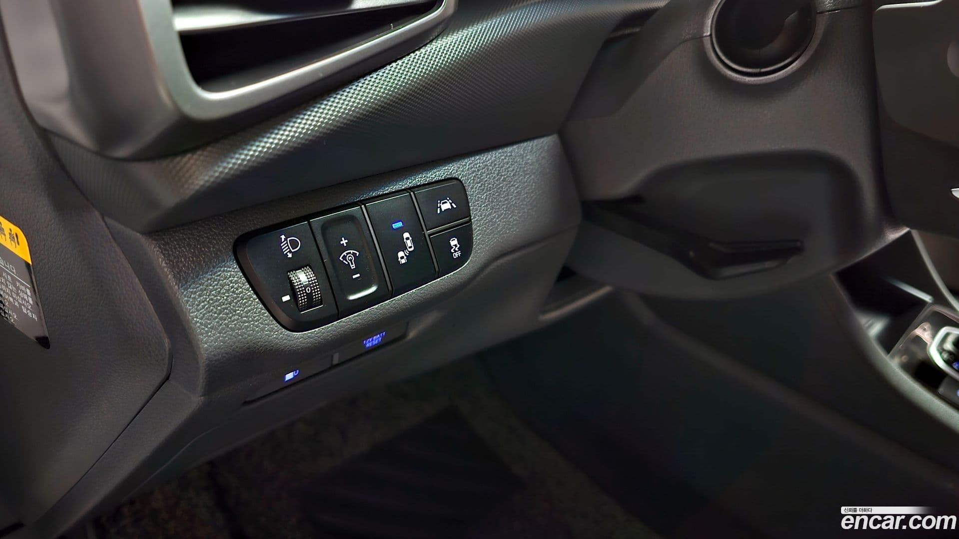 Main__Slider__Photo:Ioniq Hyundai 2020.7-12