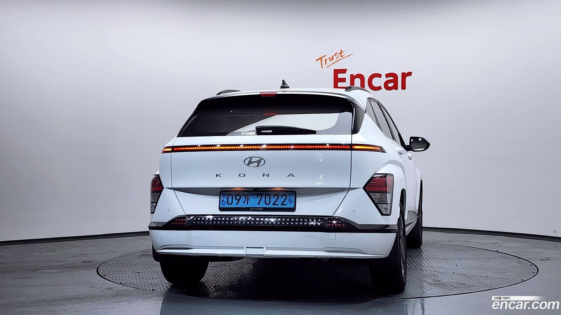 Main__Slider__Photo:Kona Hyundai 2023.10-3