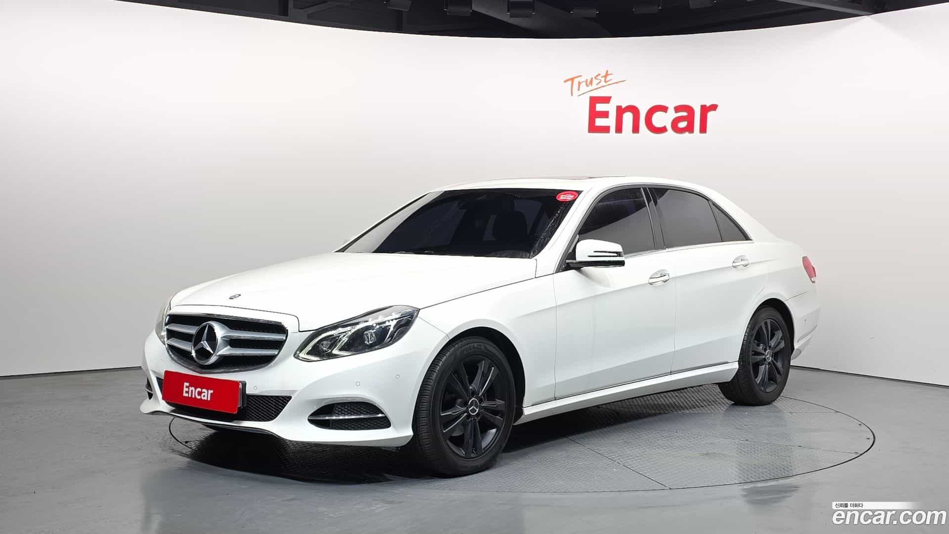 E-Class Mercedes-Benz 2015.1-OUTER-001