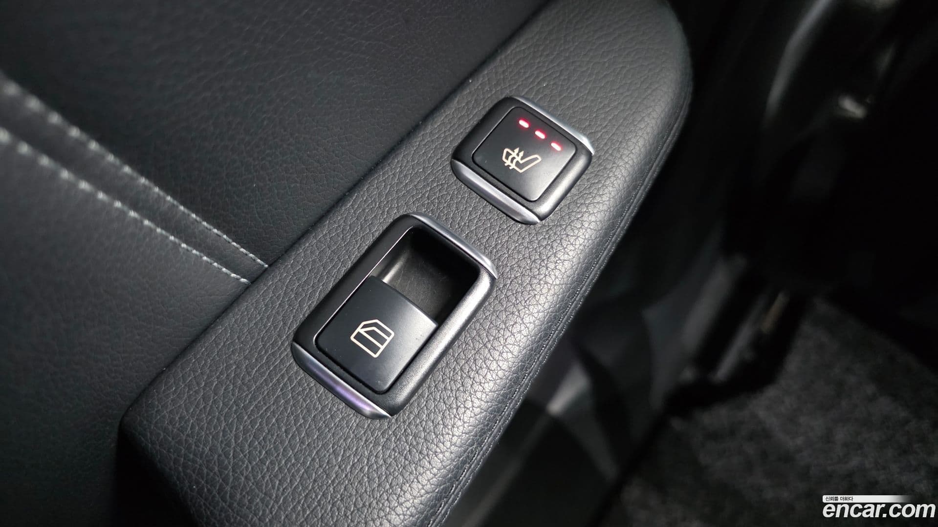 Main__Slider__Photo:E-Class Mercedes-Benz 2015.1-17