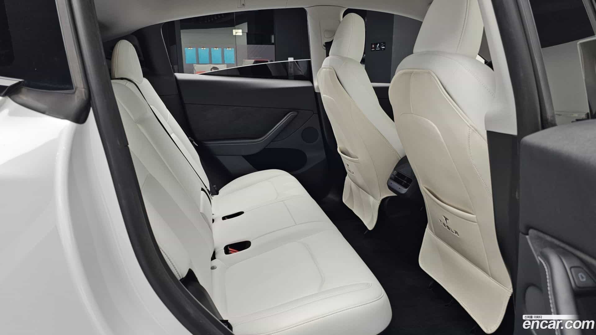 Model Y Tesla 2024.2-OPTION-016