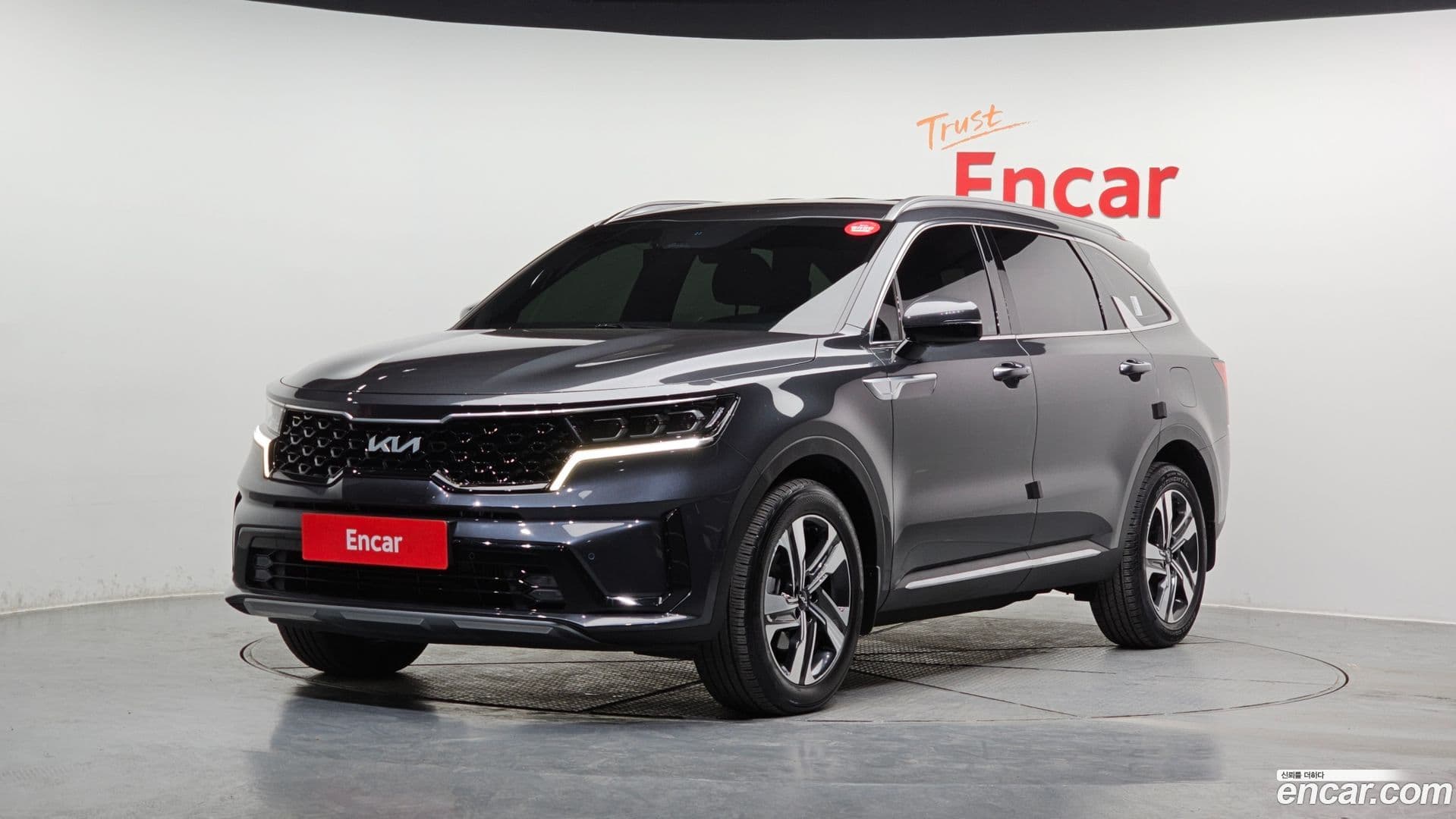 Main__Slider__Photo:Sorento Kia 2022.1-0