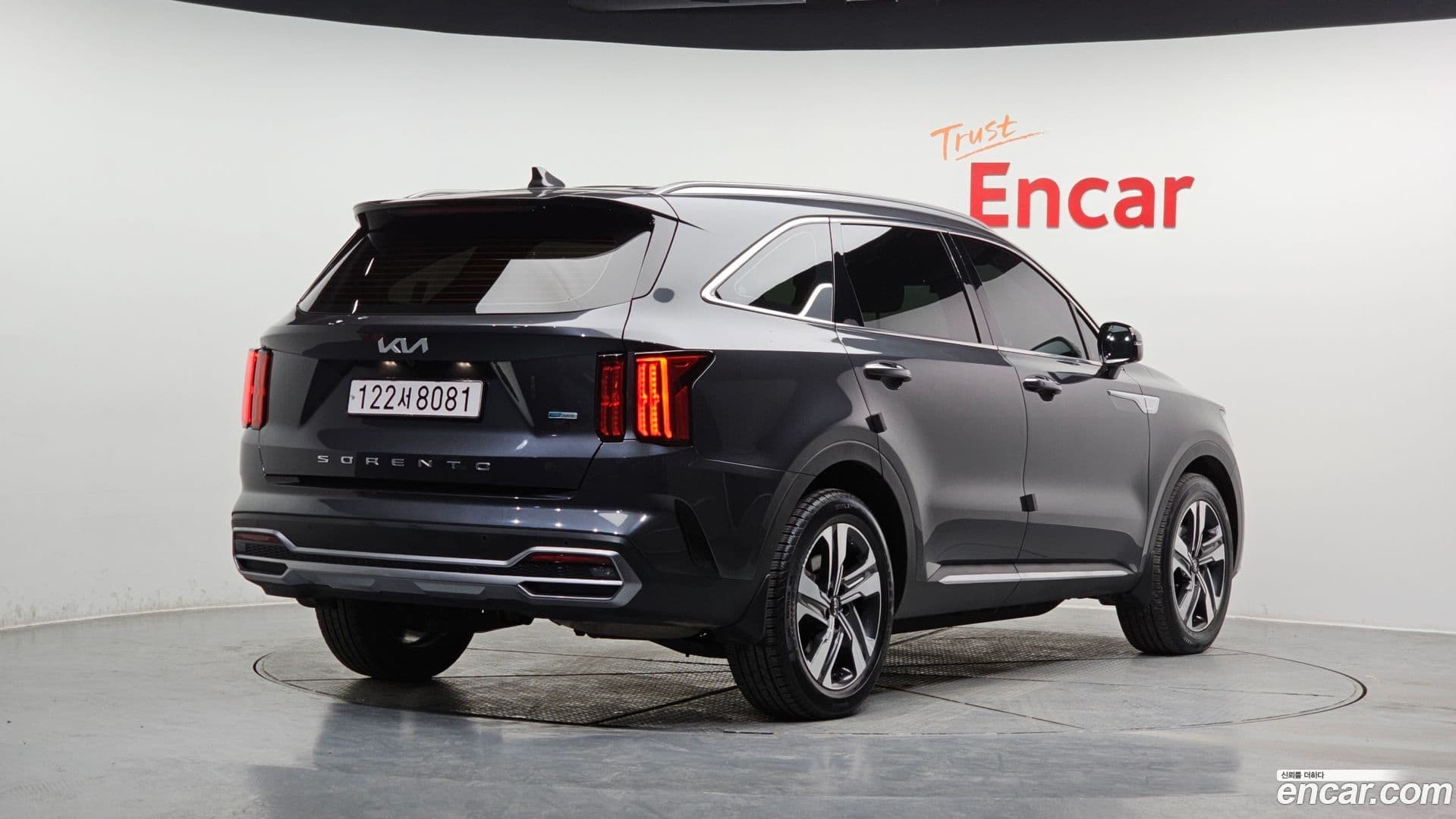 Main__Slider__Photo:Sorento Kia 2022.1-1