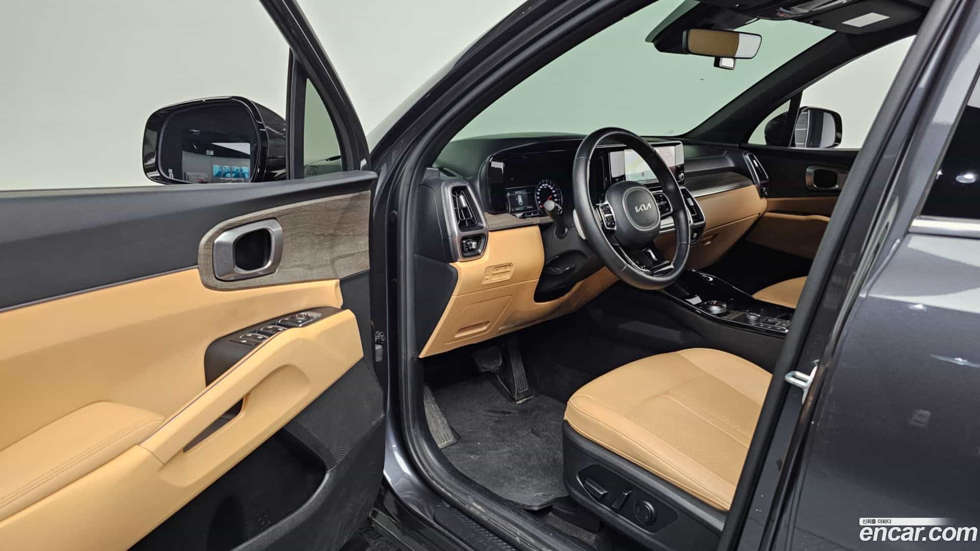 Sorento Kia 2022.1-INNER-010