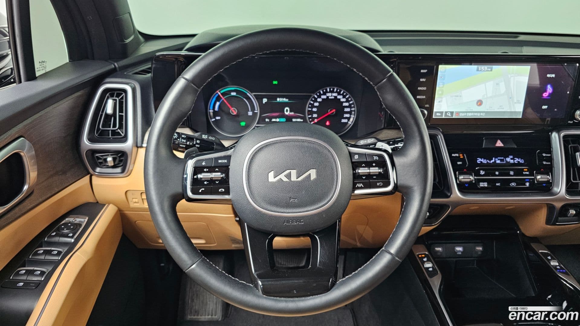 Main__Slider__Photo:Sorento Kia 2022.1-12