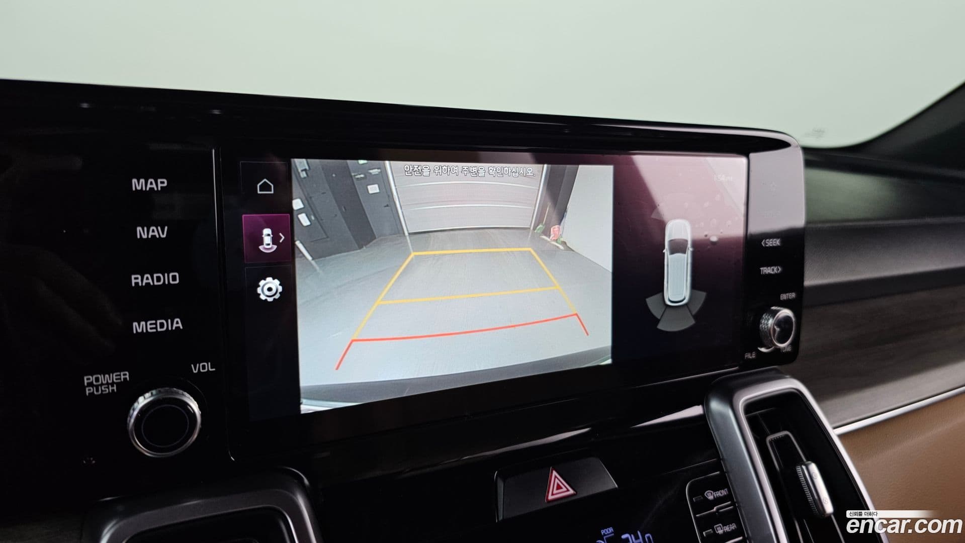 Main__Slider__Photo:Sorento Kia 2022.1-14