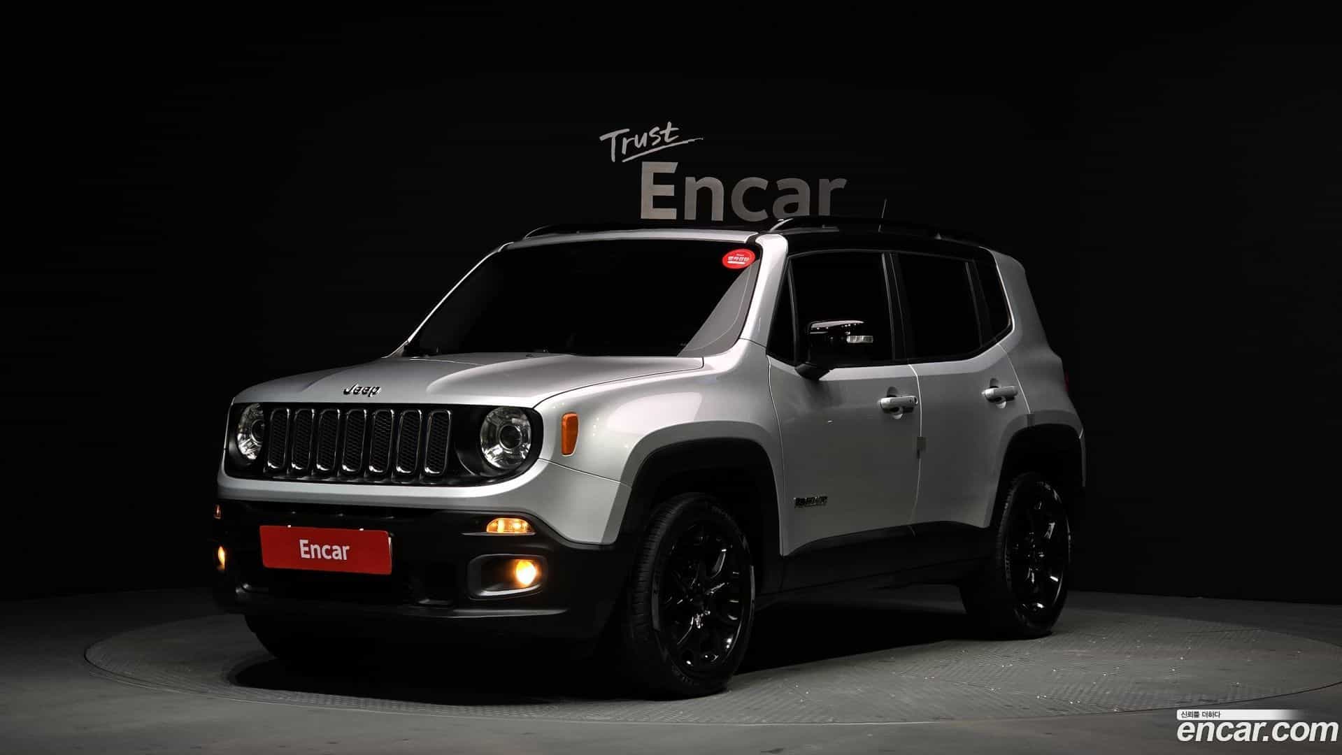 Renegade Jeep 2016.11-OUTER-001