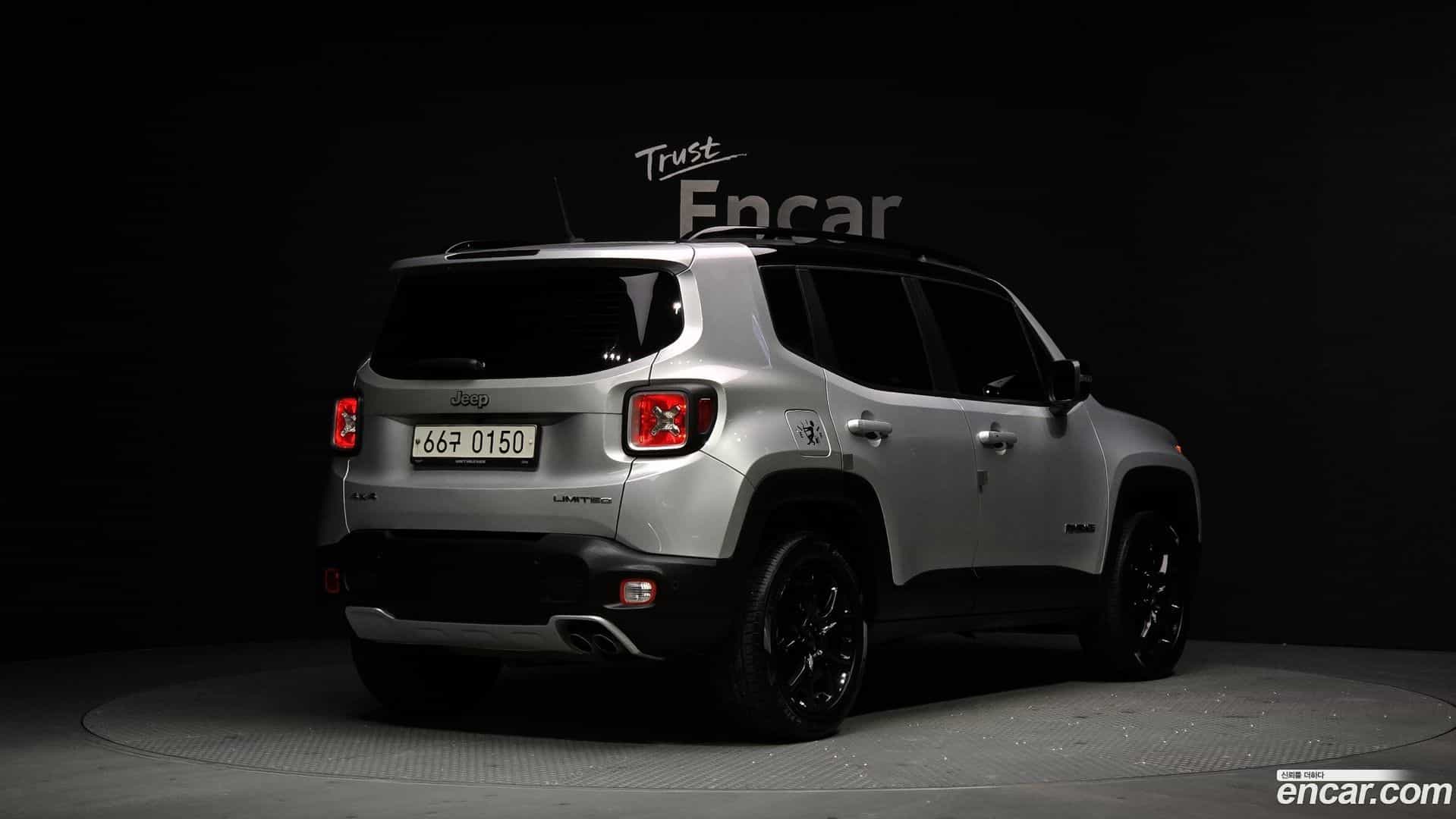 Renegade Jeep 2016.11-OUTER-002