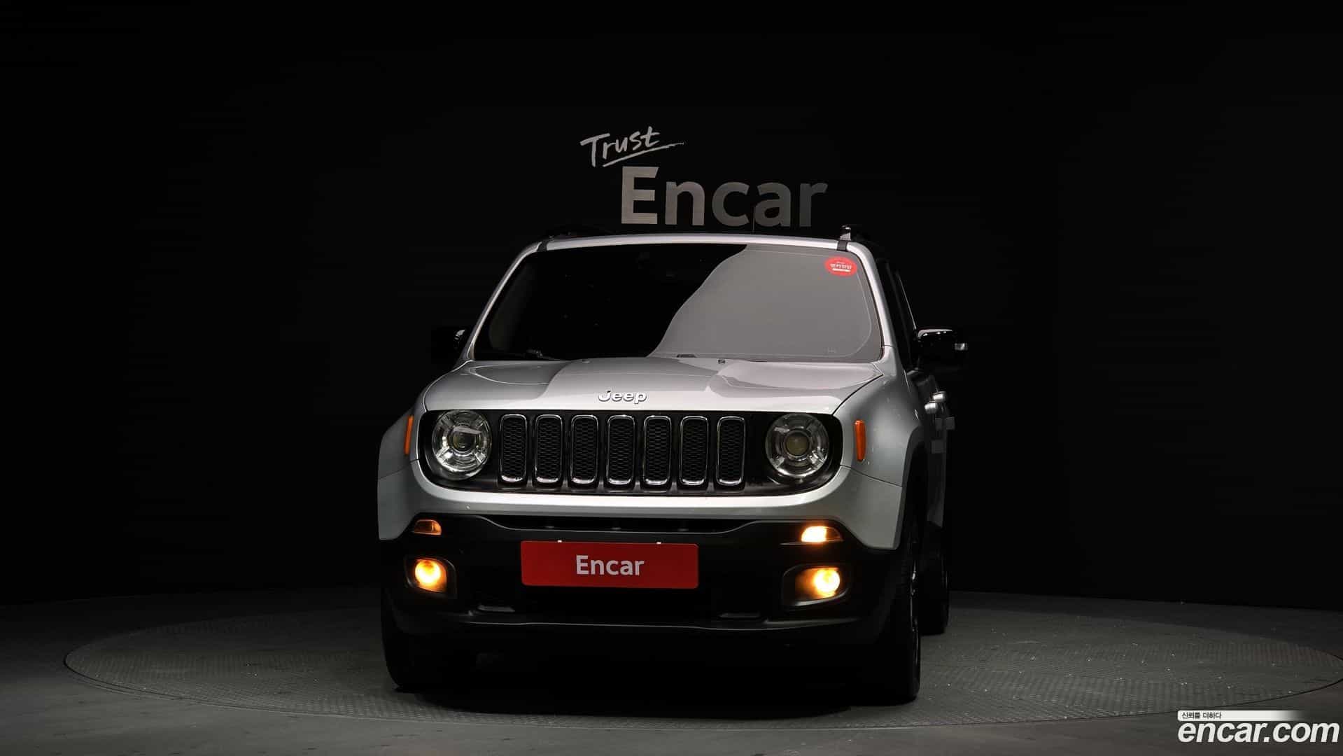 Renegade Jeep 2016.11-OUTER-003