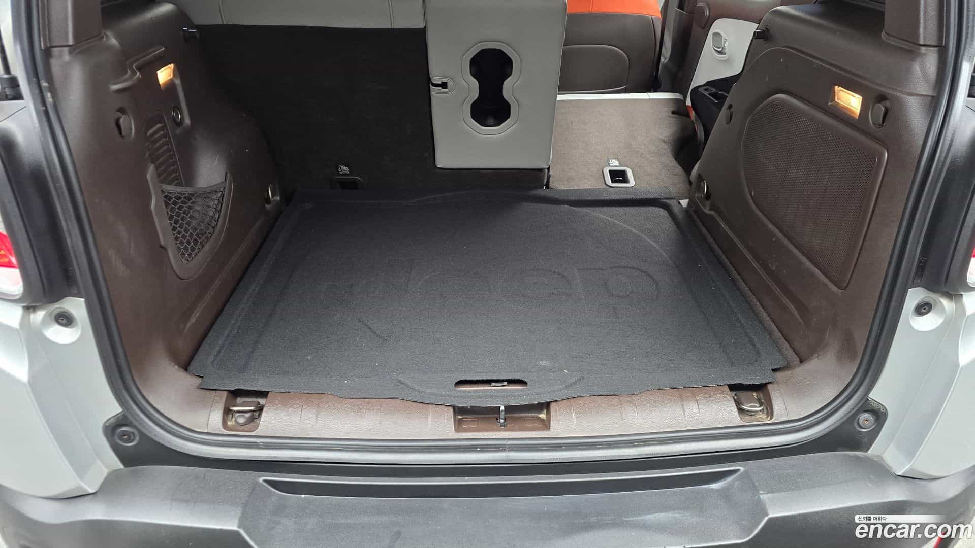 Renegade Jeep 2016.11-OPTION-024