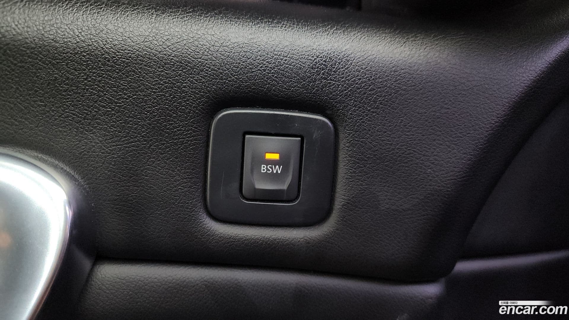 Main__Slider__Photo:SM7 Renault-KoreaSamsung 2015.7-15