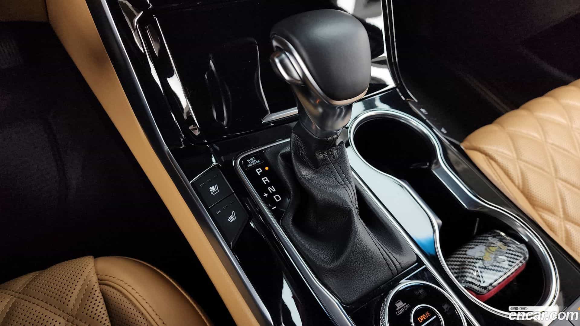 Mohave Kia 2020.3-INNER-009