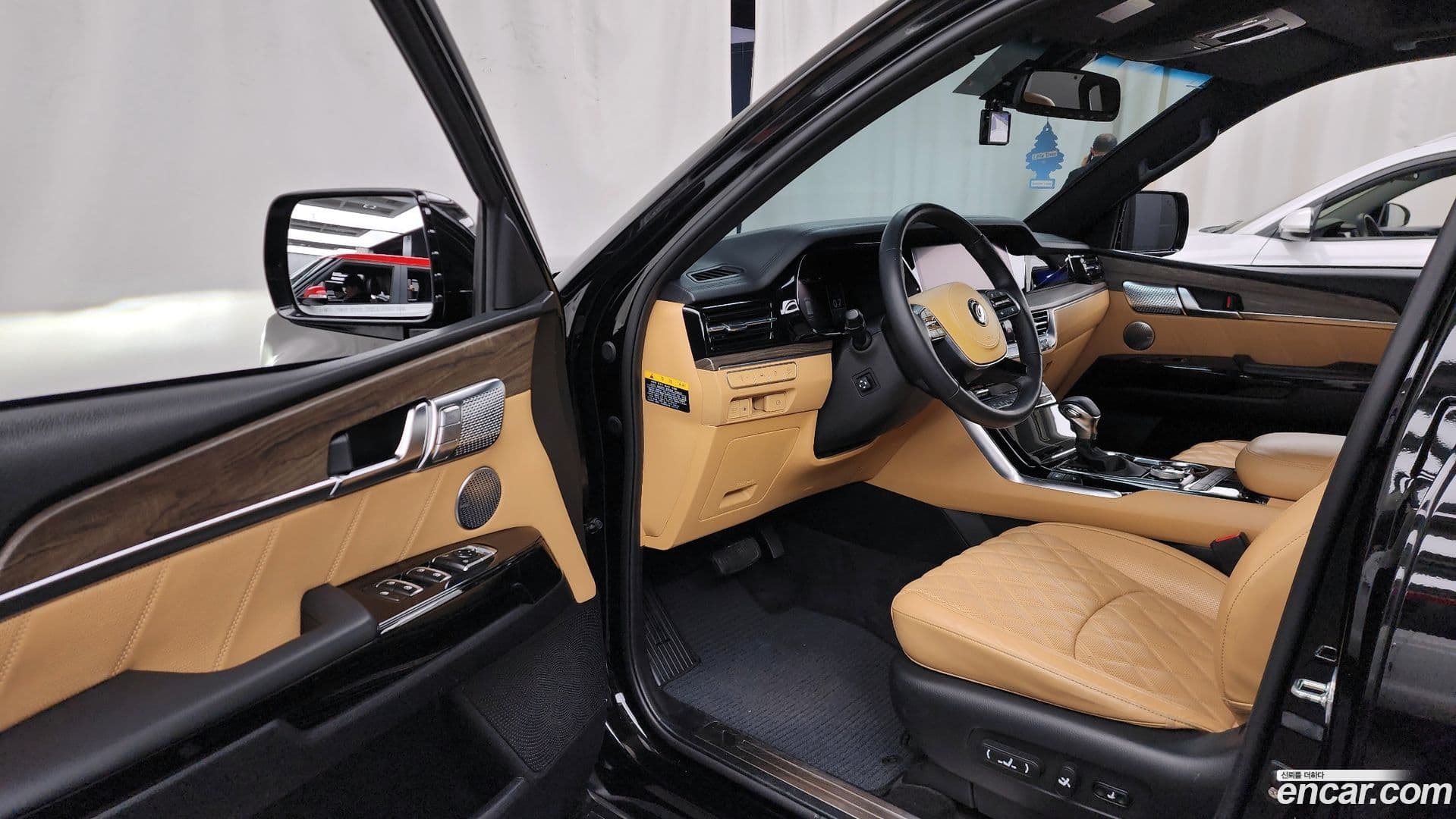 Main__Slider__Photo:Mohave Kia 2020.3-9