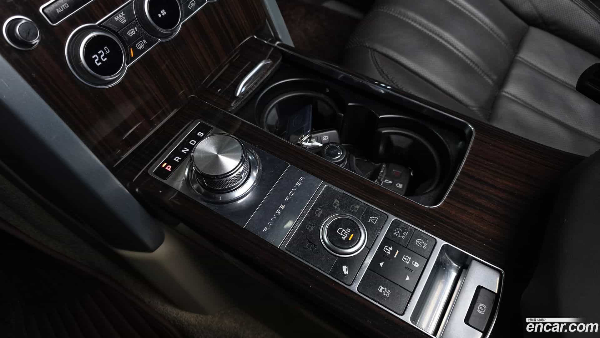 Range Rover Land Rover 2015.4-INNER-009