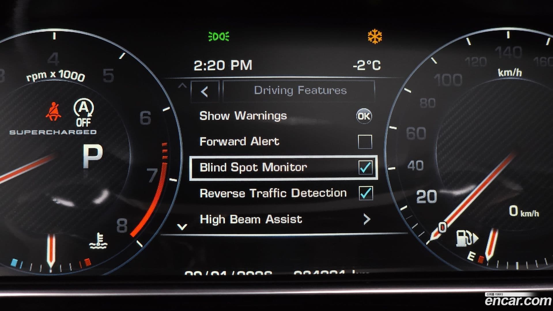 Main__Slider__Photo:Range Rover Land Rover 2015.4-16