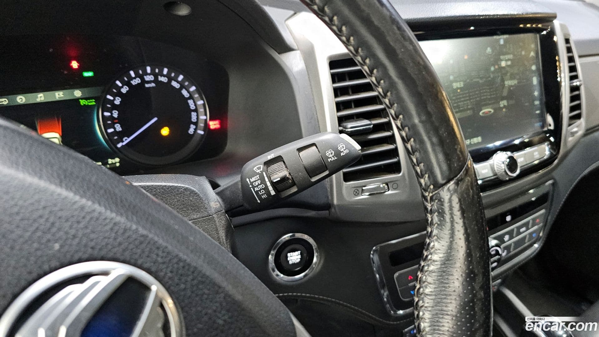 Main__Slider__Photo:Rexton KG_Mobility_Ssangyong 2018.11-17