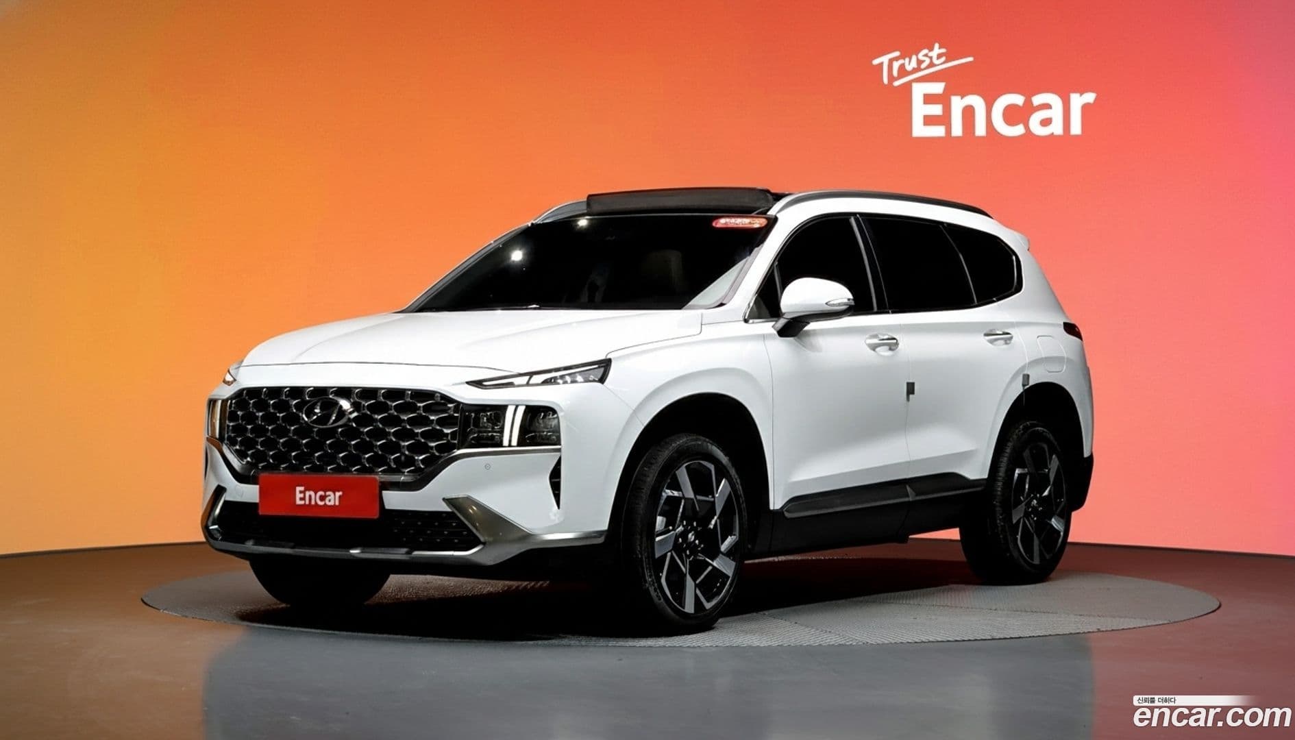 Main__Slider__Photo:Santafe Hyundai 2023.3-0