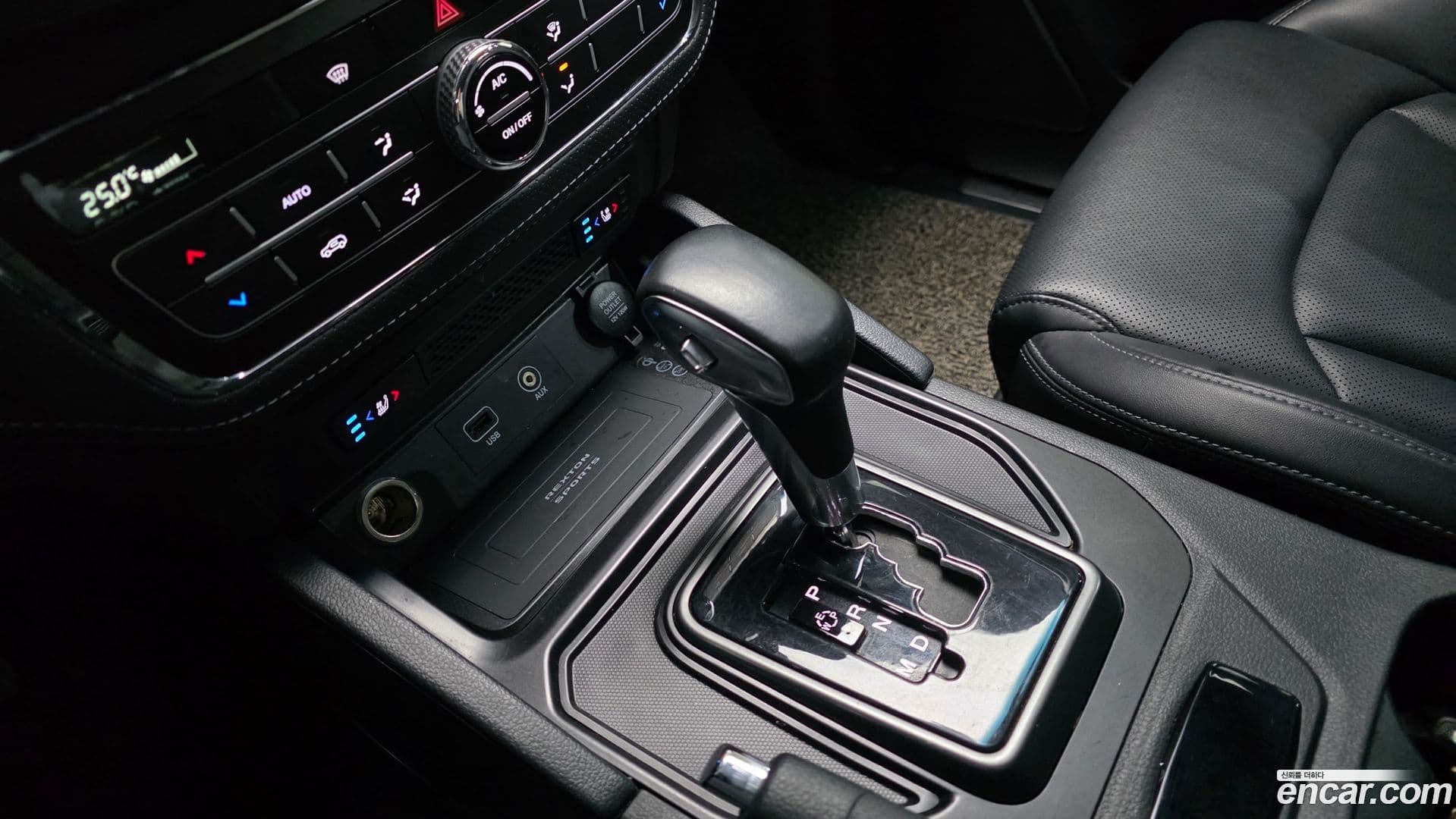 Main__Slider__Photo:Rexton KG_Mobility_Ssangyong 2021.5-8