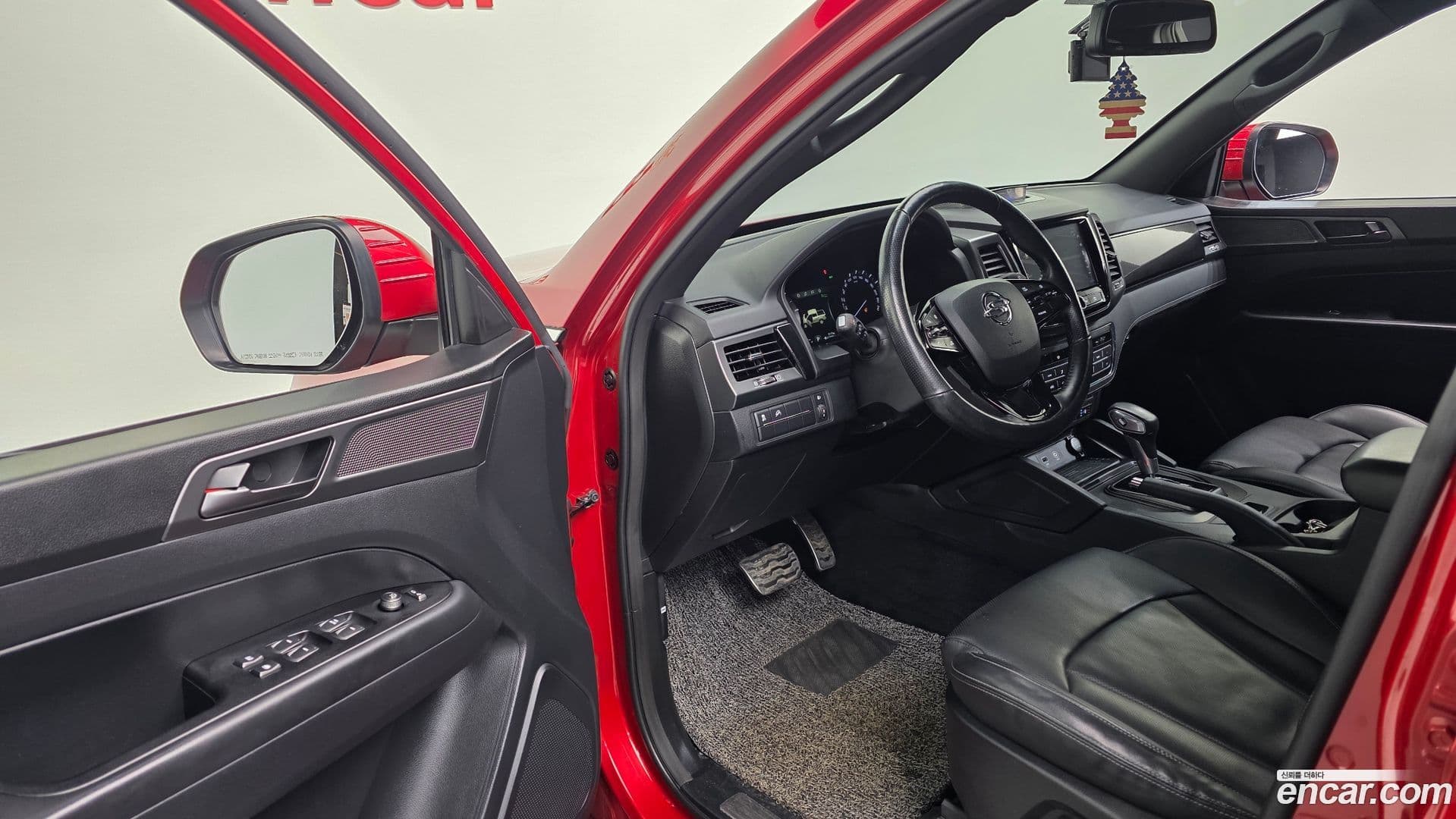 Main__Slider__Photo:Rexton KG_Mobility_Ssangyong 2021.5-10