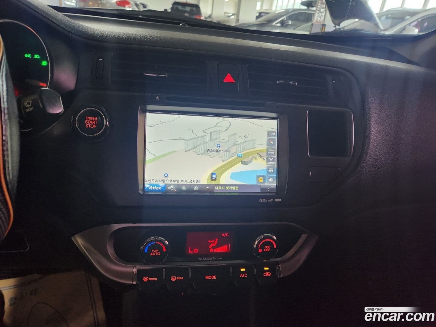 Main__Slider__Photo:pride Kia 2012.7-14