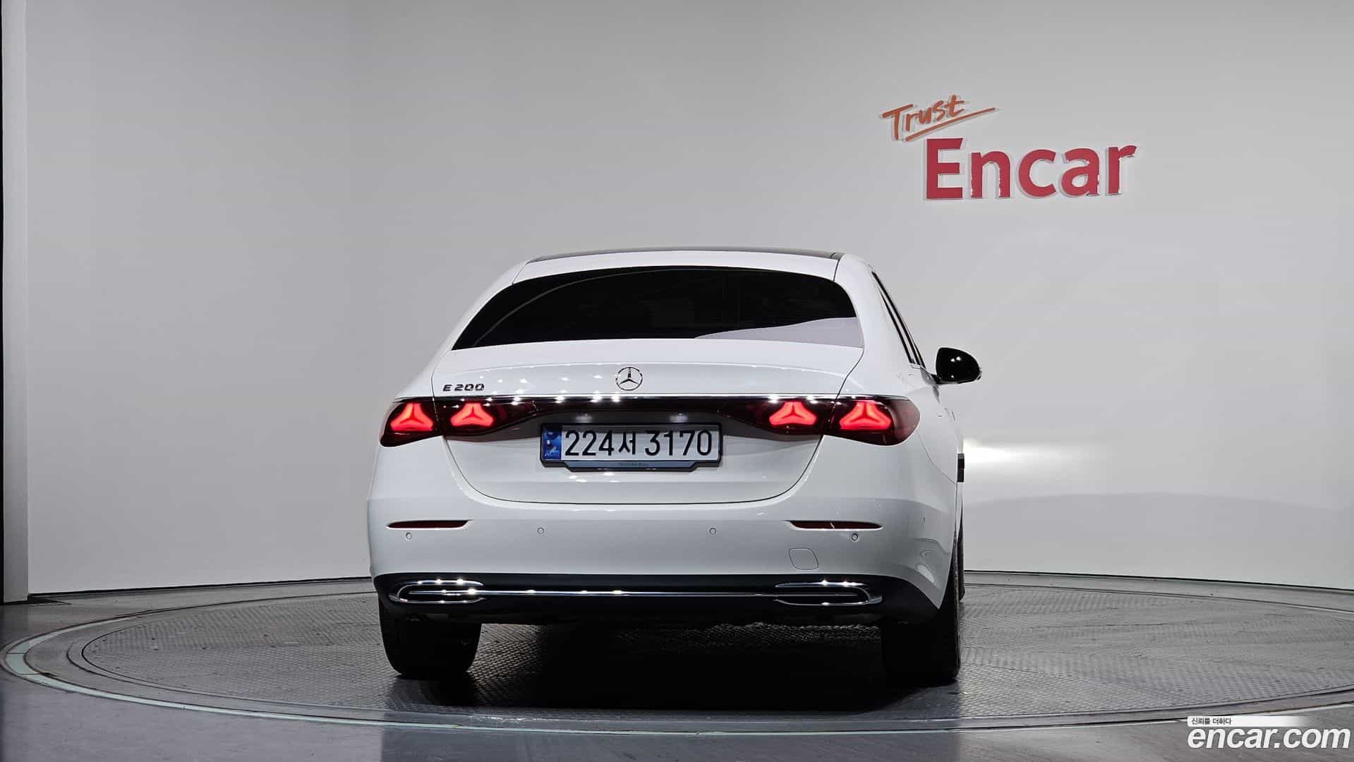 E-Class Mercedes-Benz 2024.5-OUTER-004