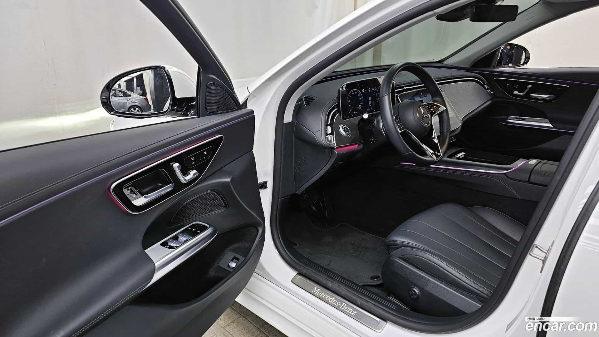 E-Class Mercedes-Benz 2024.5-INNER-010