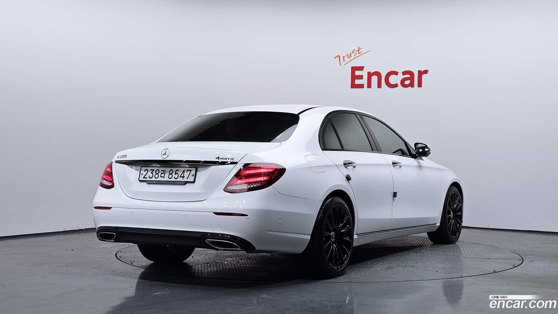 E-Class Mercedes-Benz 2017.7-OUTER-002