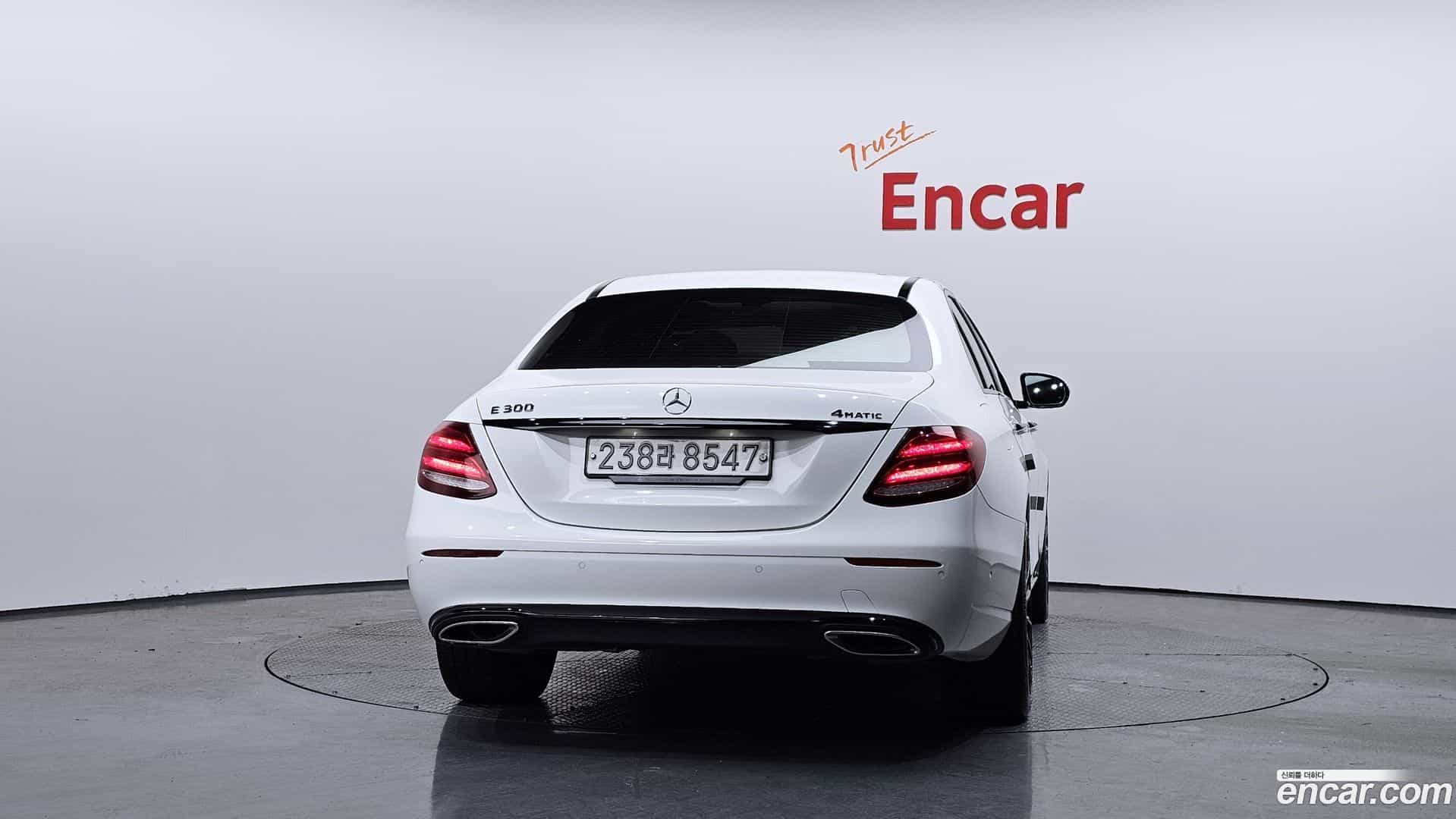 E-Class Mercedes-Benz 2017.7-OUTER-004