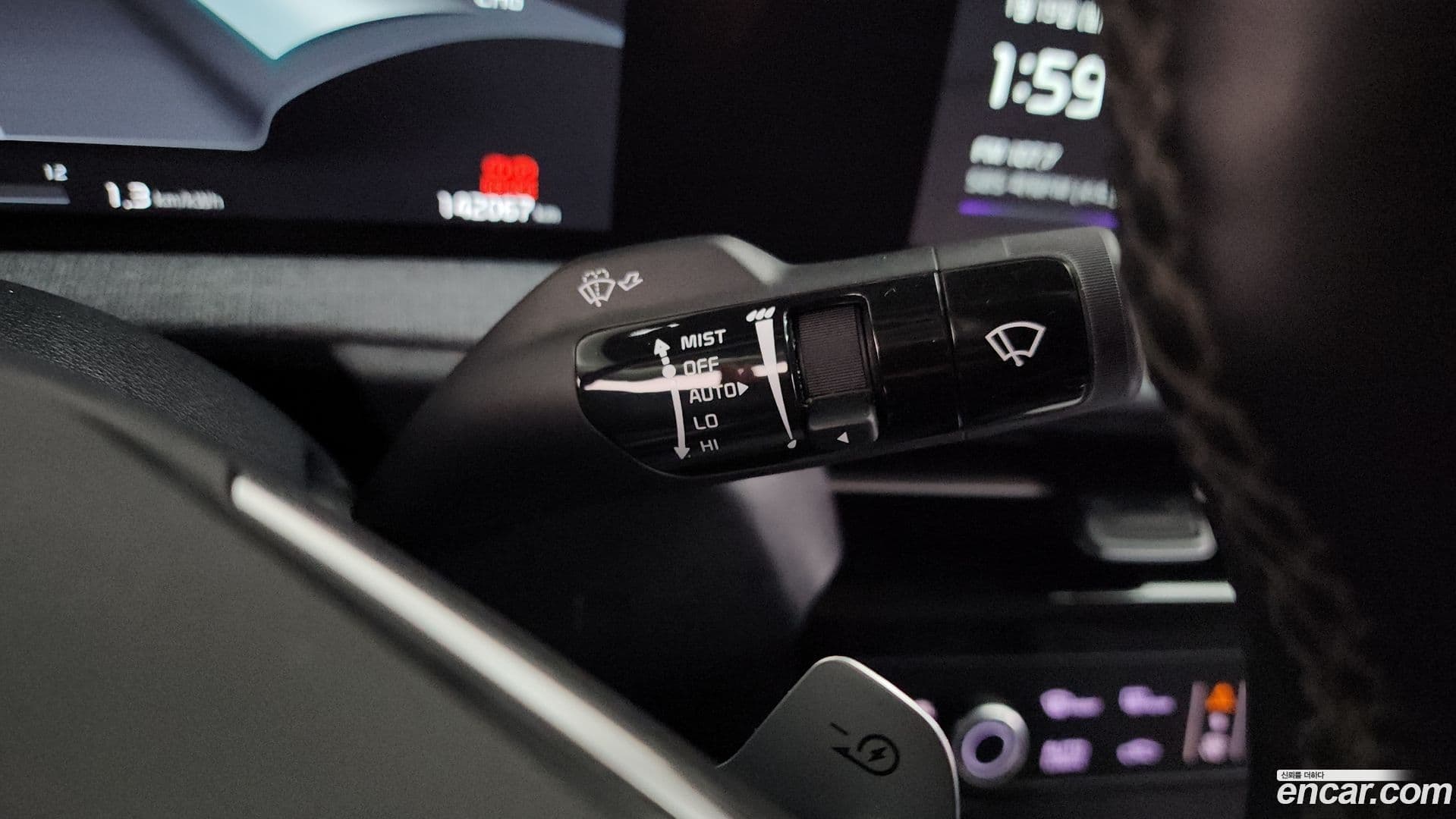 Main__Slider__Photo:EV6 Kia 2021.10-16