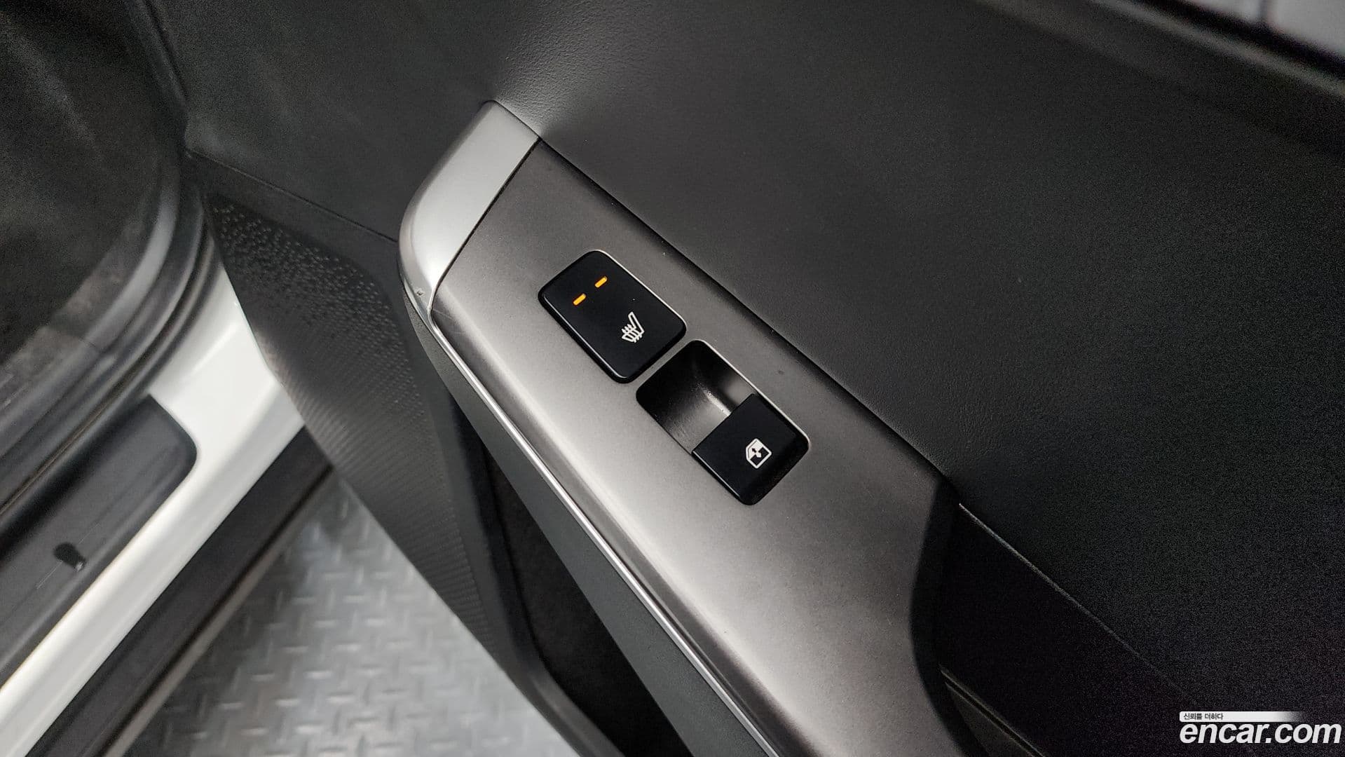 Main__Slider__Photo:EV6 Kia 2021.10-17