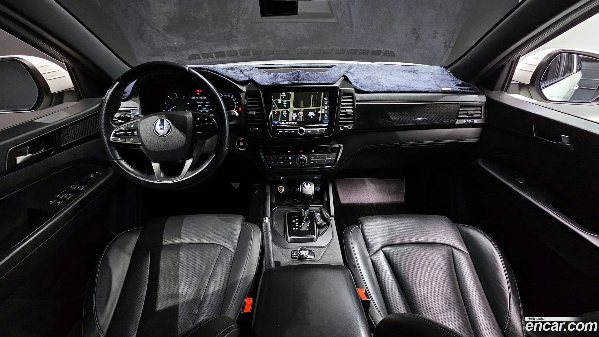 Main__Slider__Photo:Rexton KG_Mobility_Ssangyong 2020.8-6