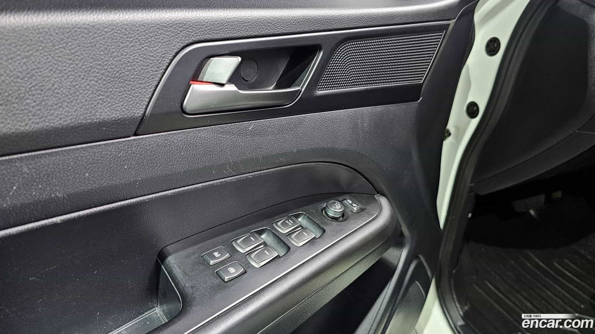 Rexton KG_Mobility_Ssangyong 2020.8-OPTION-022