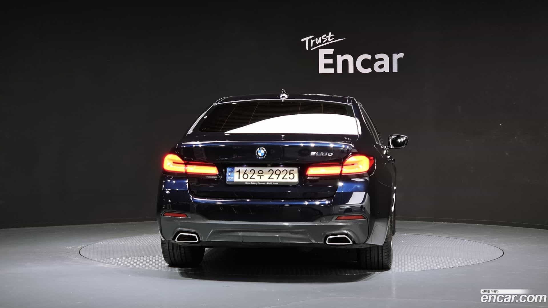 5-Series BMW 2022.3-OUTER-004