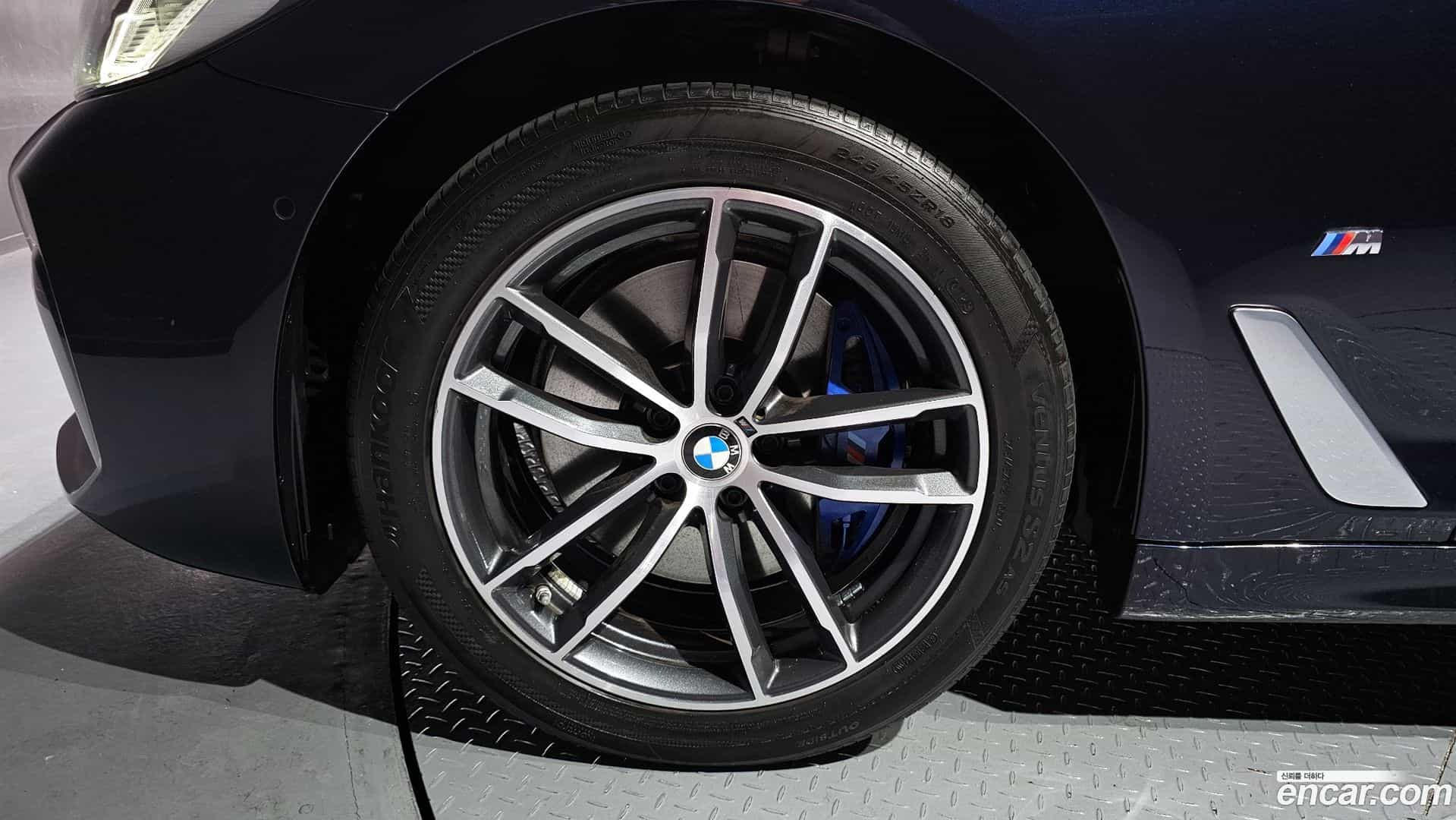 5-Series BMW 2022.3-OUTER-005