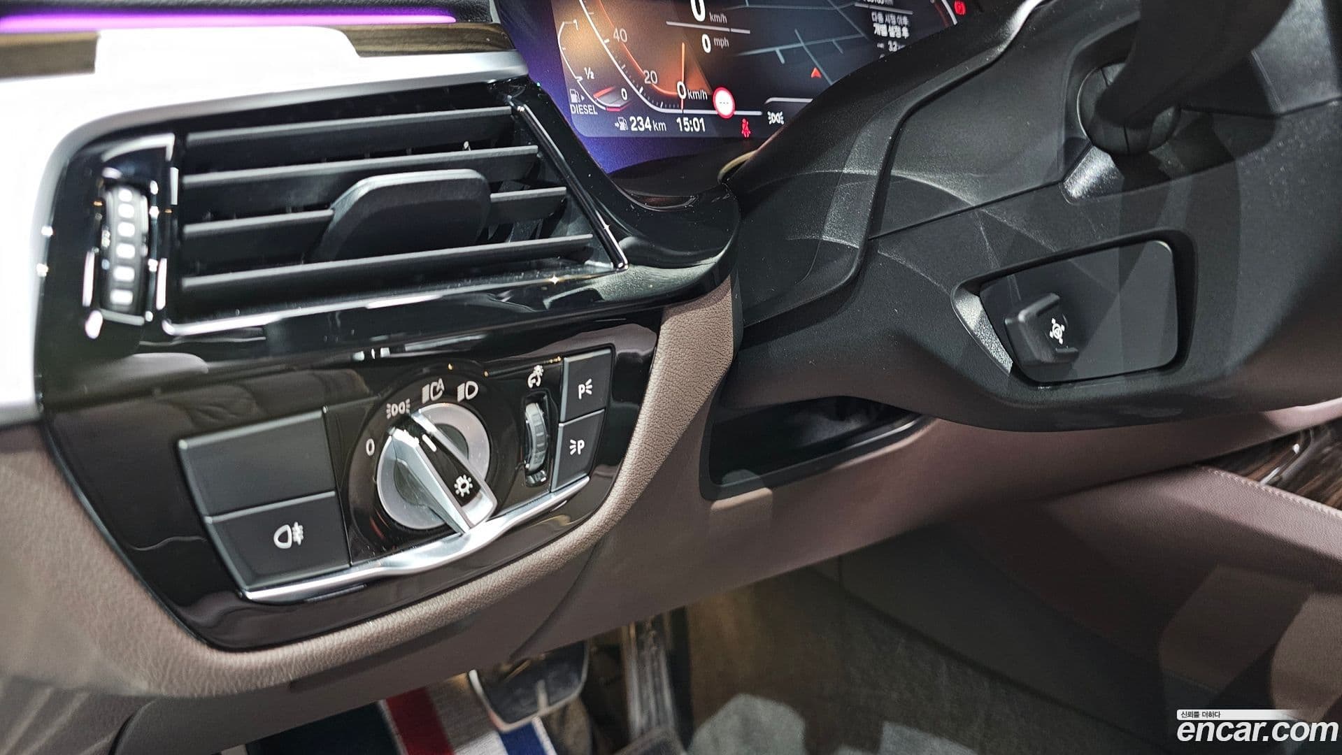 Main__Slider__Photo:5-Series BMW 2022.3-13