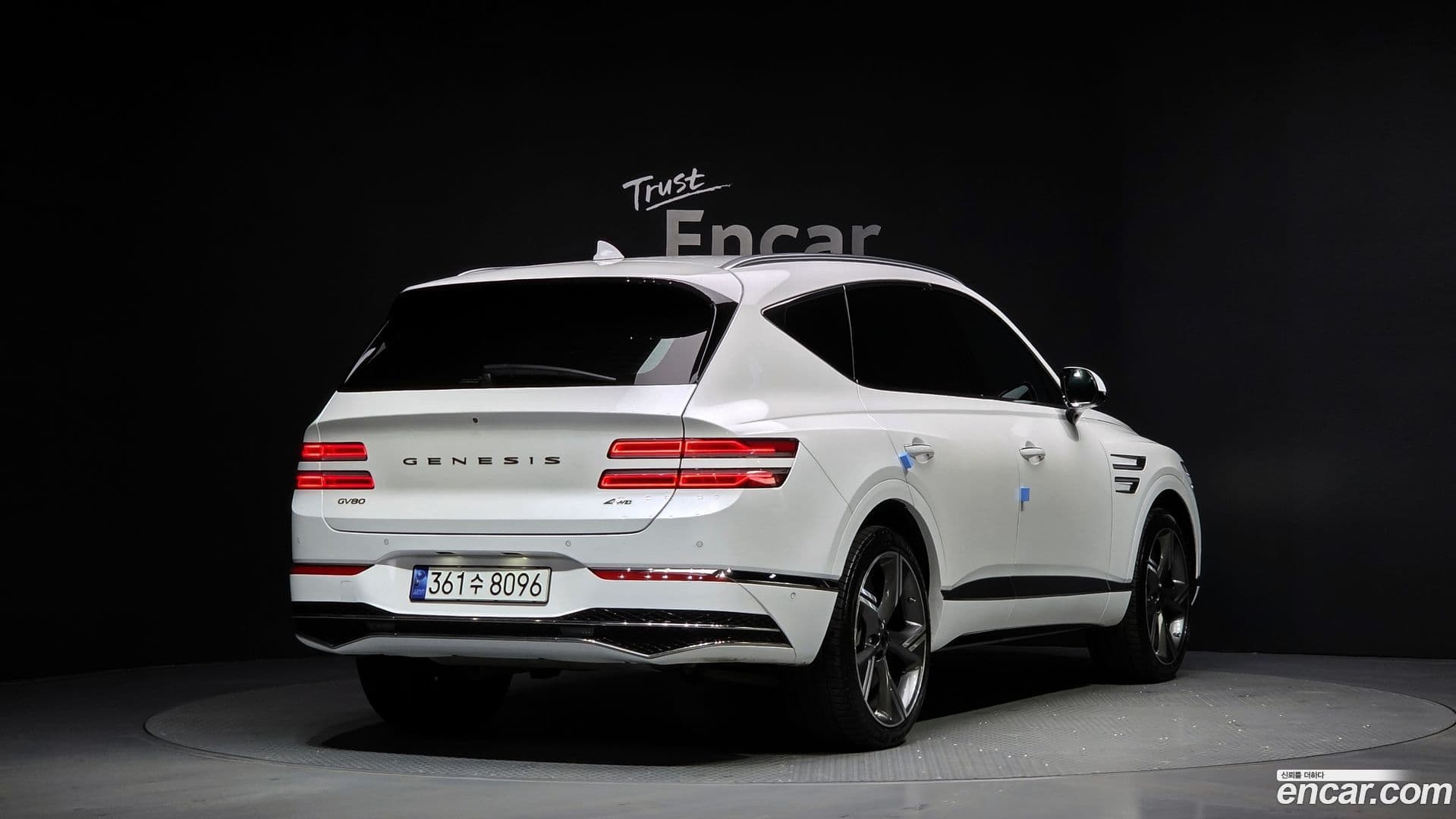 Main__Slider__Photo:GV80 Genesis 2024.0-1