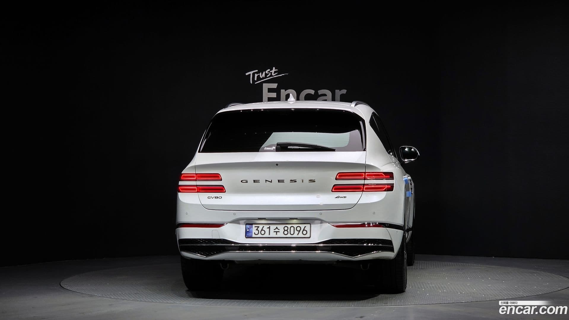 Main__Slider__Photo:GV80 Genesis 2024.0-3