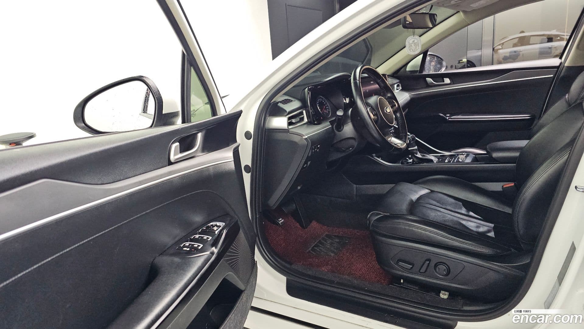 Main__Slider__Photo:K5 Kia 2021.0-9