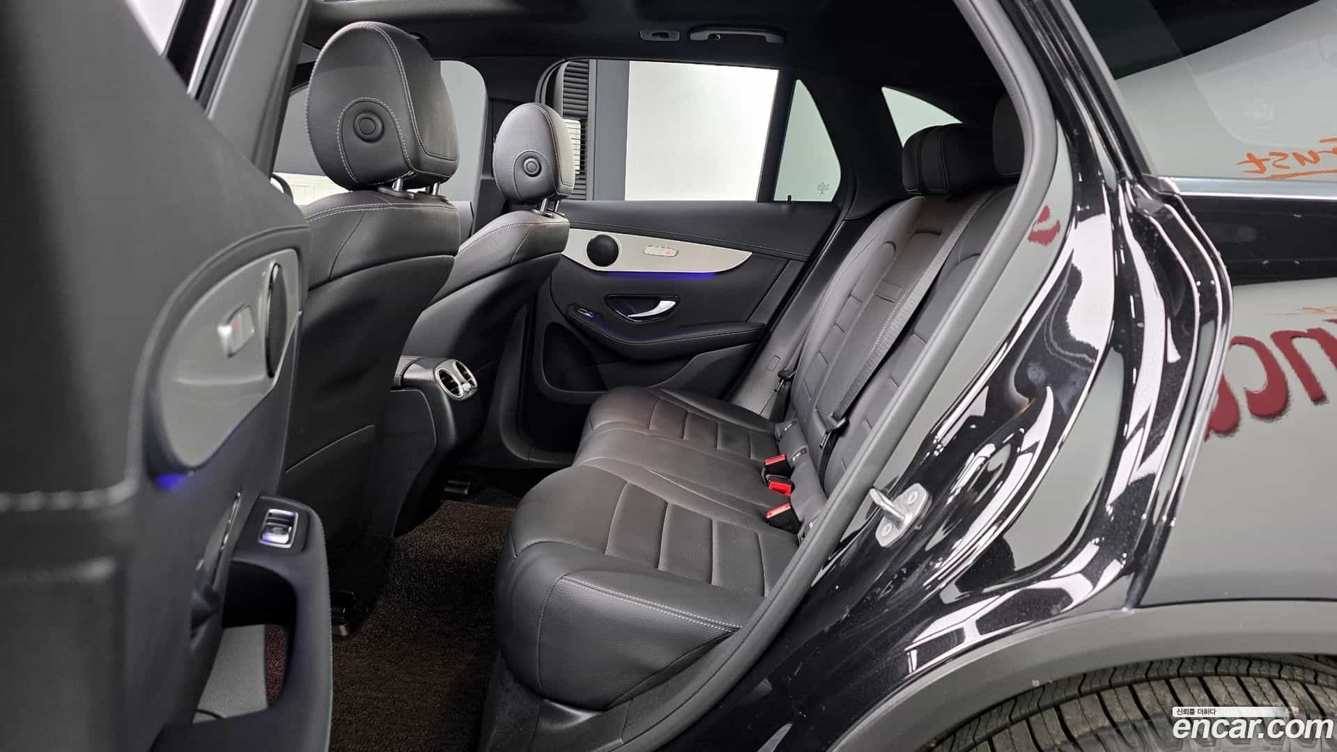 GLC-Class Mercedes-Benz 2021.3-OPTION-016