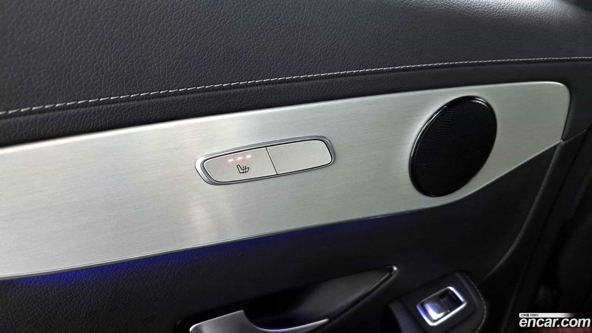 GLC-Class Mercedes-Benz 2021.3-OPTION-022