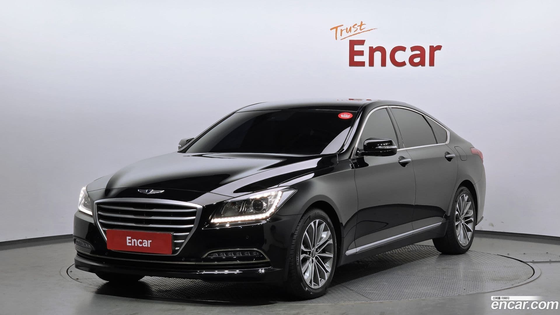 Main__Slider__Photo:Genesis Hyundai 2014.2-0