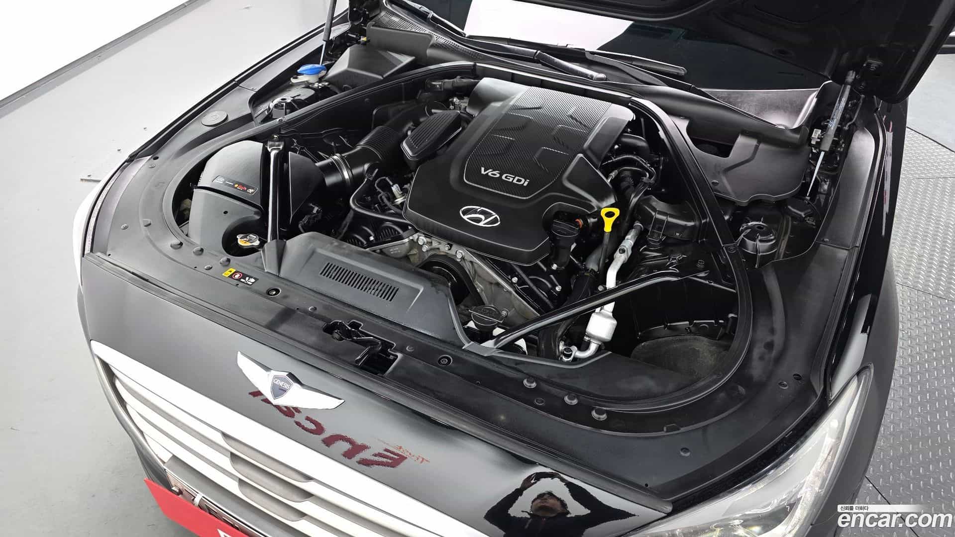 Genesis Hyundai 2014.2-INNER-006