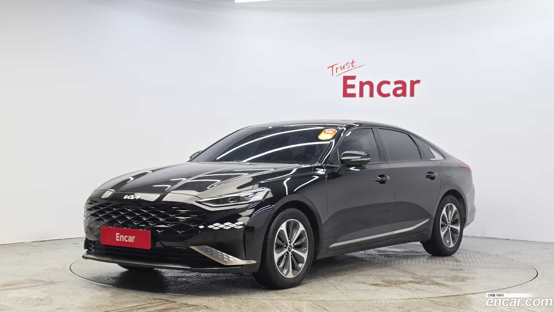 K8 Kia 2022.0-OUTER-001