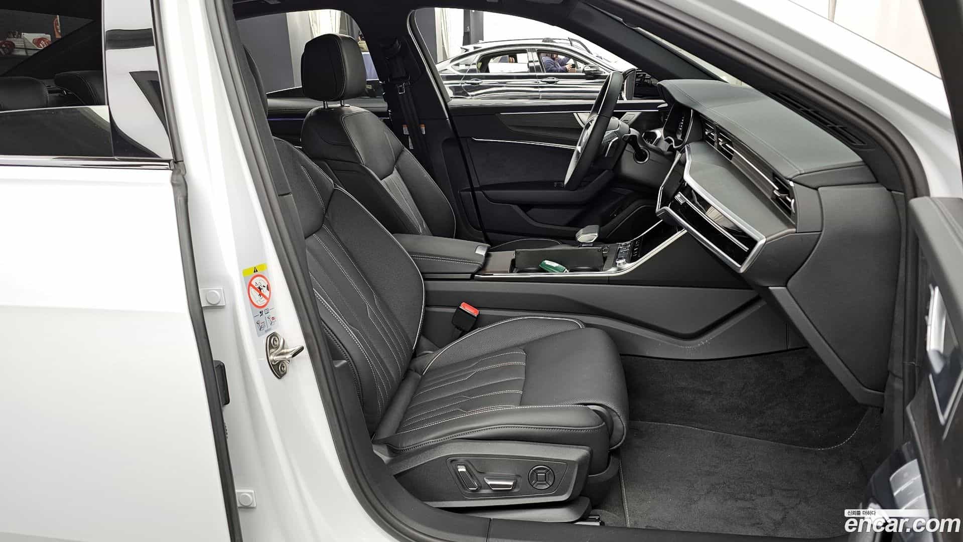 A6 Audi 2025.4-OPTION-015