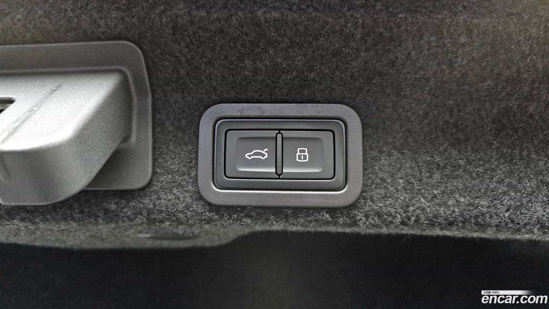 A6 Audi 2025.4-OPTION-024