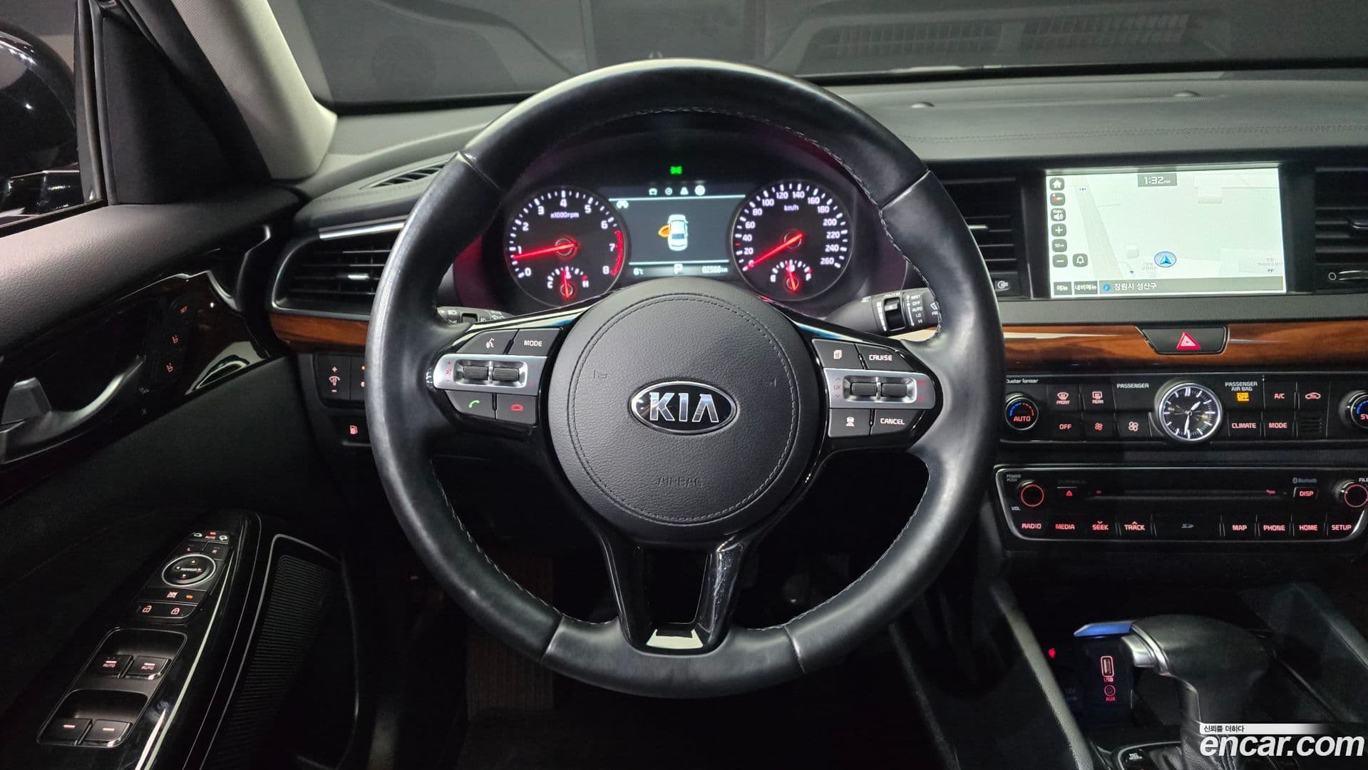 Main__Slider__Photo:K7 Kia 2017.8-12