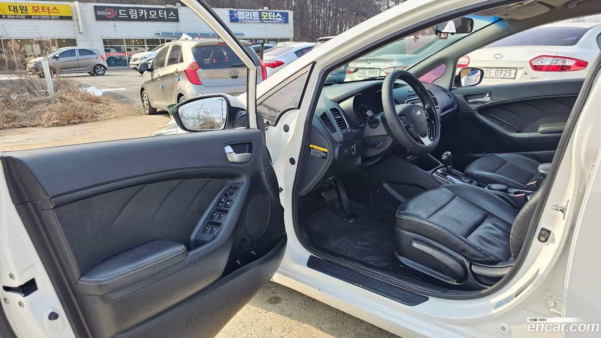 K3 Kia 2016.0-INNER-010